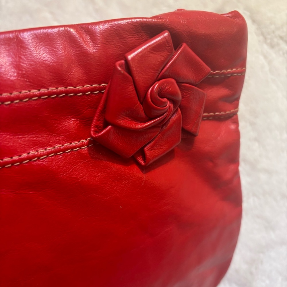 Vintage Clutch Red Faux Leather with 3D Floral Accent Zippered Close Classic - Picture 5 of 13